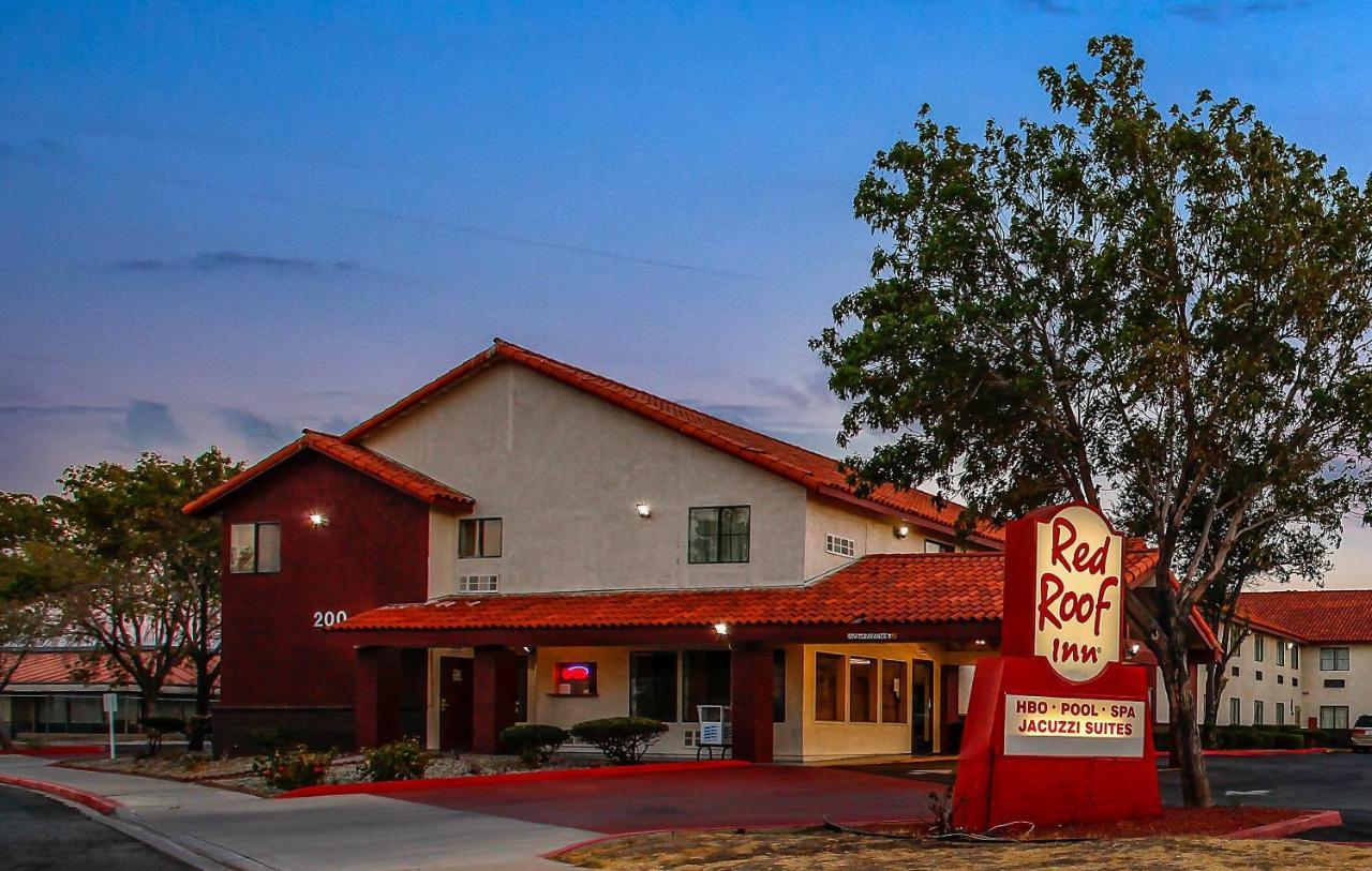 Red Roof - Lancaster Motel 2*